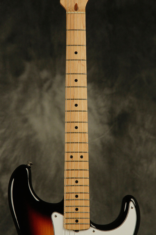 fender ストラトキャスター 中古］Fender Japan / 1982年製 JV Neck