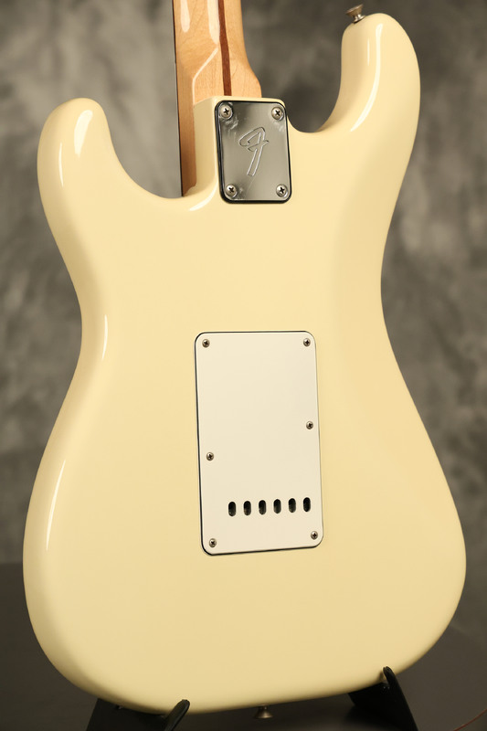 Fender 日本製 Stratocaster cream white 1983 Fender Stratocaster Olympic White CLEAN with paper work! | eBay