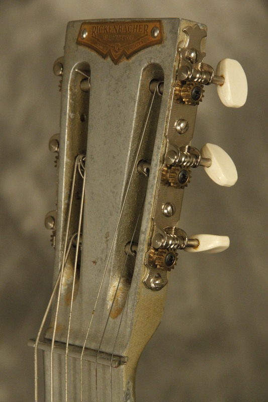 1934/35 Rickenbacker Amp 真空管 1934/35 Rickenbacker Amp 真空管 1934/35 Rickenbacker Amp 真空管