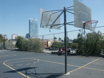 Enlarge photo 35