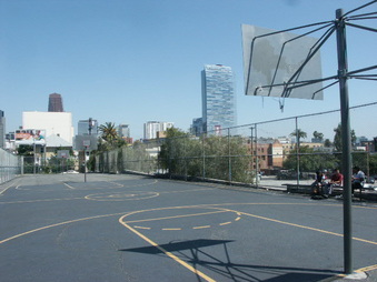Enlarge photo 36