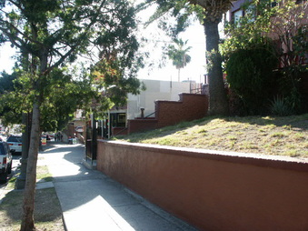 Enlarge photo 13