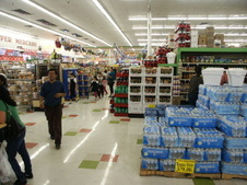 PAYLESS MARKET / SAN FERNANDO