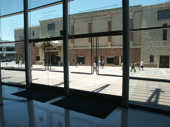 Enlarge photo 8