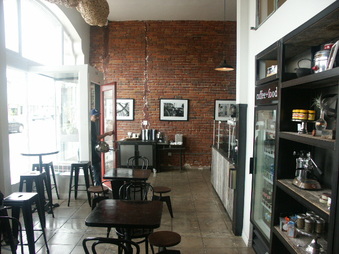 Enlarge photo 23