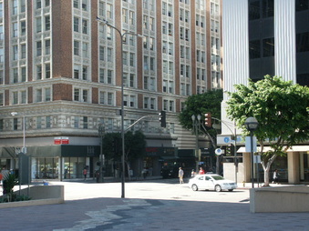 Enlarge photo 27