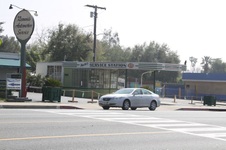 Lake Ave