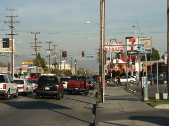 Vanowen St W of Woodman Ave