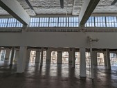 Enlarge photo 19