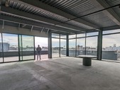 Enlarge photo 49