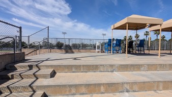 Enlarge photo 72