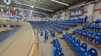 Enlarge photo 183