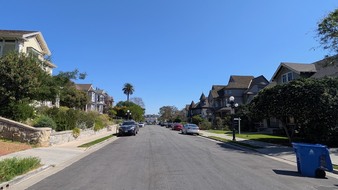Enlarge photo 36