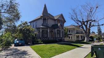 Enlarge photo 37