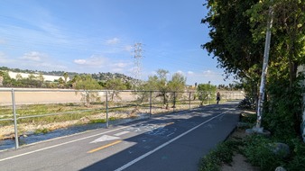Enlarge photo 18