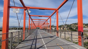 Enlarge photo 7