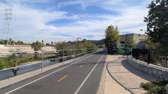 Enlarge photo 23