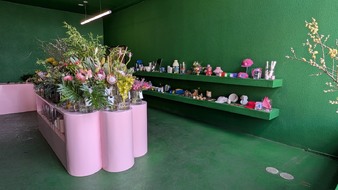 Enlarge photo 33