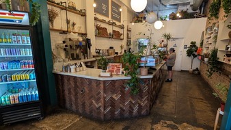 Enlarge photo 57