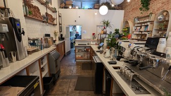 Enlarge photo 59