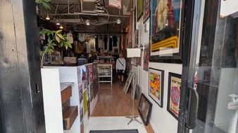 Enlarge photo 69