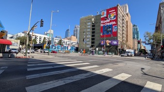 Enlarge photo 89