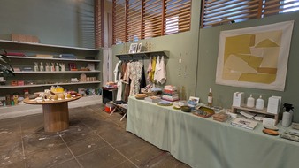 Enlarge photo 32