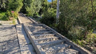 Enlarge photo 38