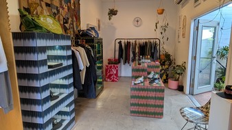 Enlarge photo 85
