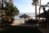 Enlarge photo 32