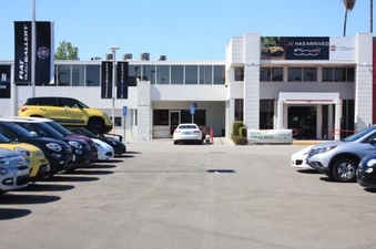 Fiat Dealership, Sherman Oaks