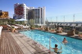 1 Hotel