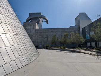 Enlarge photo 22