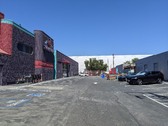 Enlarge photo 19