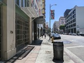 Enlarge photo 33