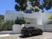 Enlarge photo 54
