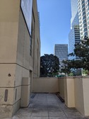Enlarge photo 1
