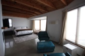 Enlarge photo 35