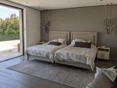 Enlarge photo 58