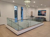 Enlarge photo 58