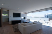 Enlarge photo 35