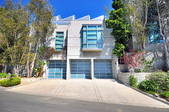 House 3