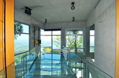 Enlarge photo 38
