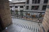 Enlarge photo 35