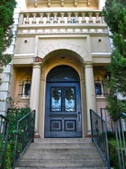 apt 8