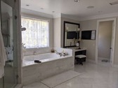 Enlarge photo 40