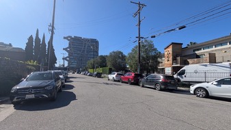 Enlarge photo 2