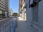 Enlarge photo 215