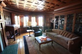Enlarge photo 19