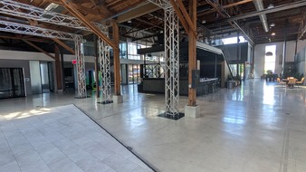 Enlarge photo 26